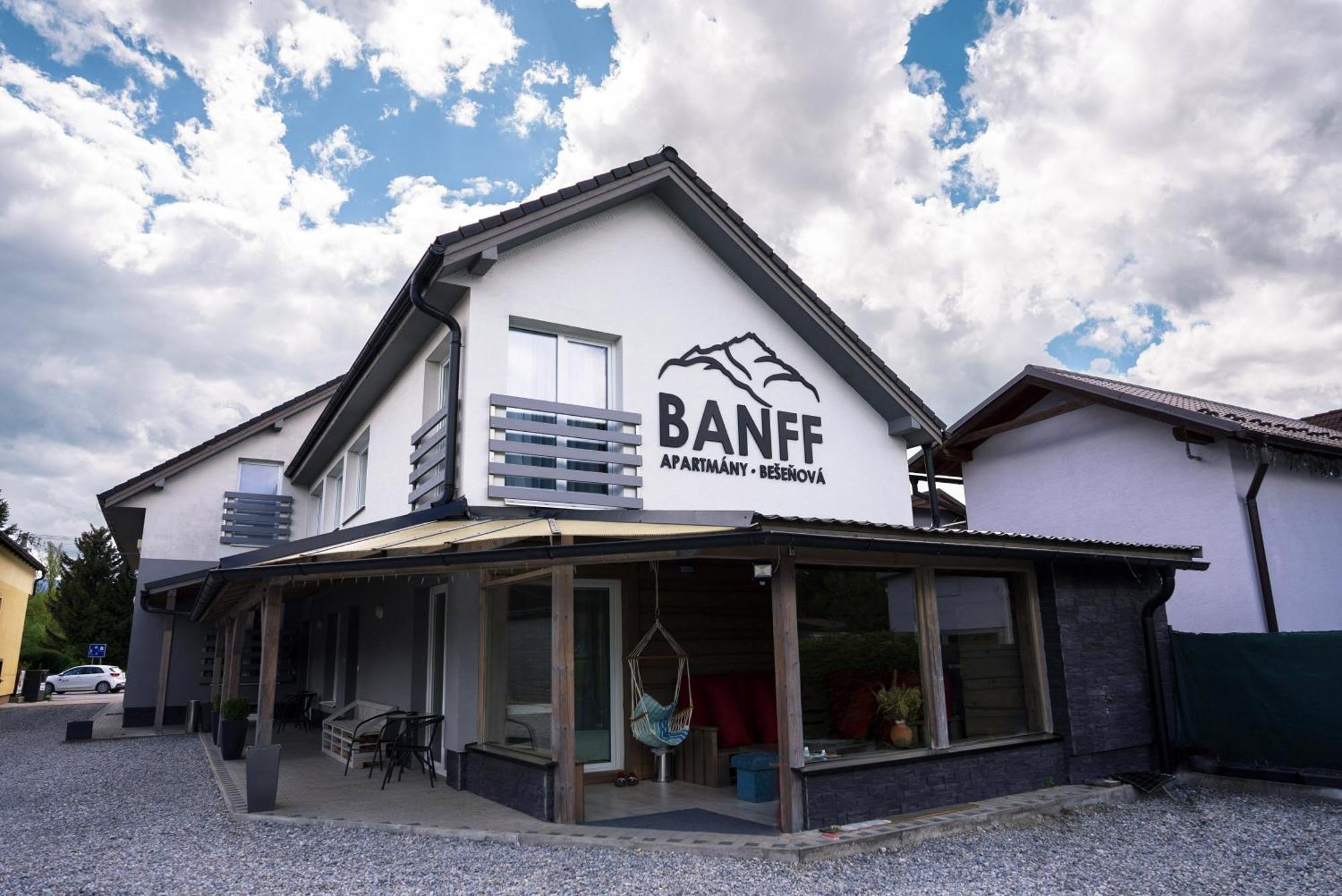 Apartmany Banff Besenova Luaran gambar