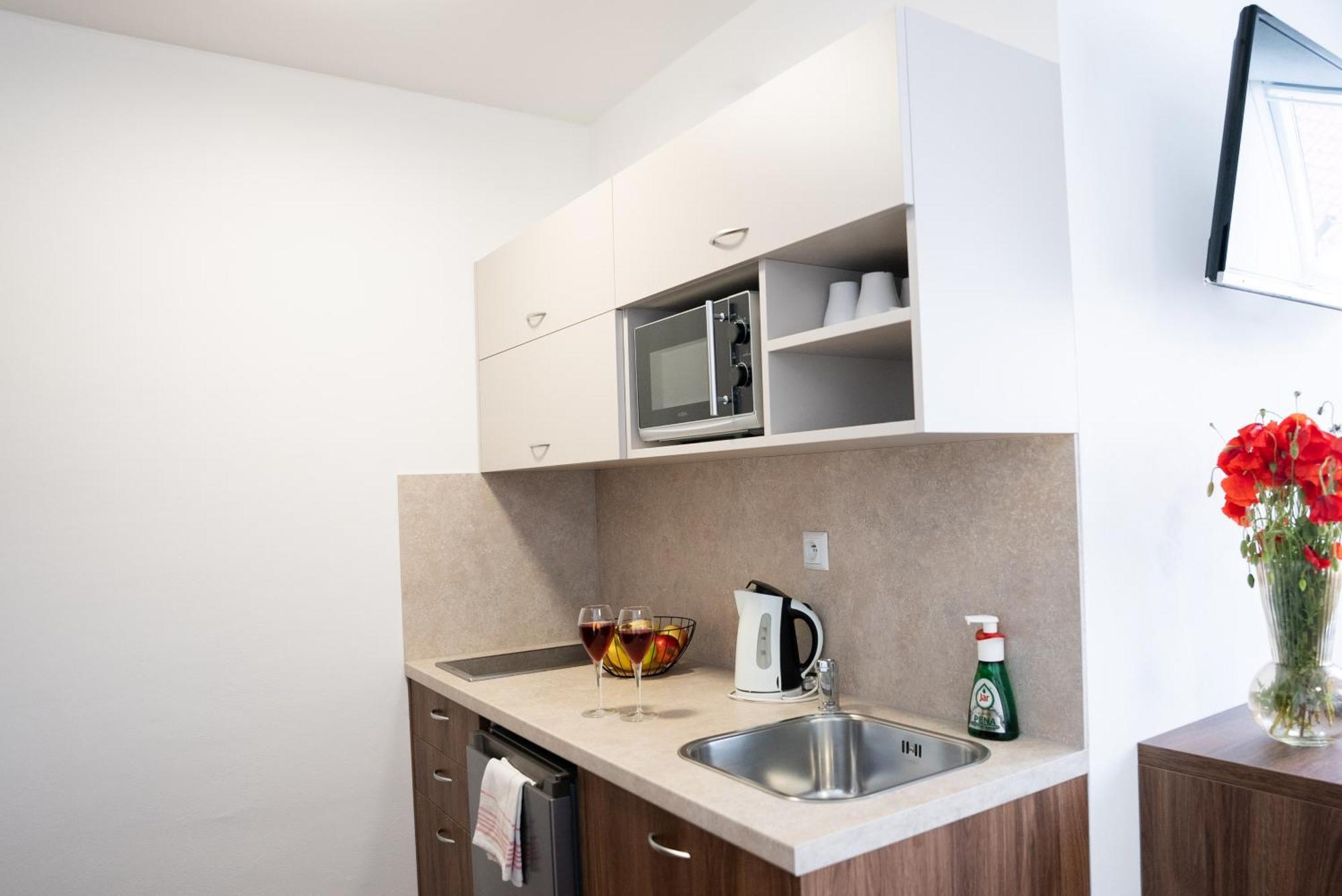 Apartmany Banff Besenova Luaran gambar