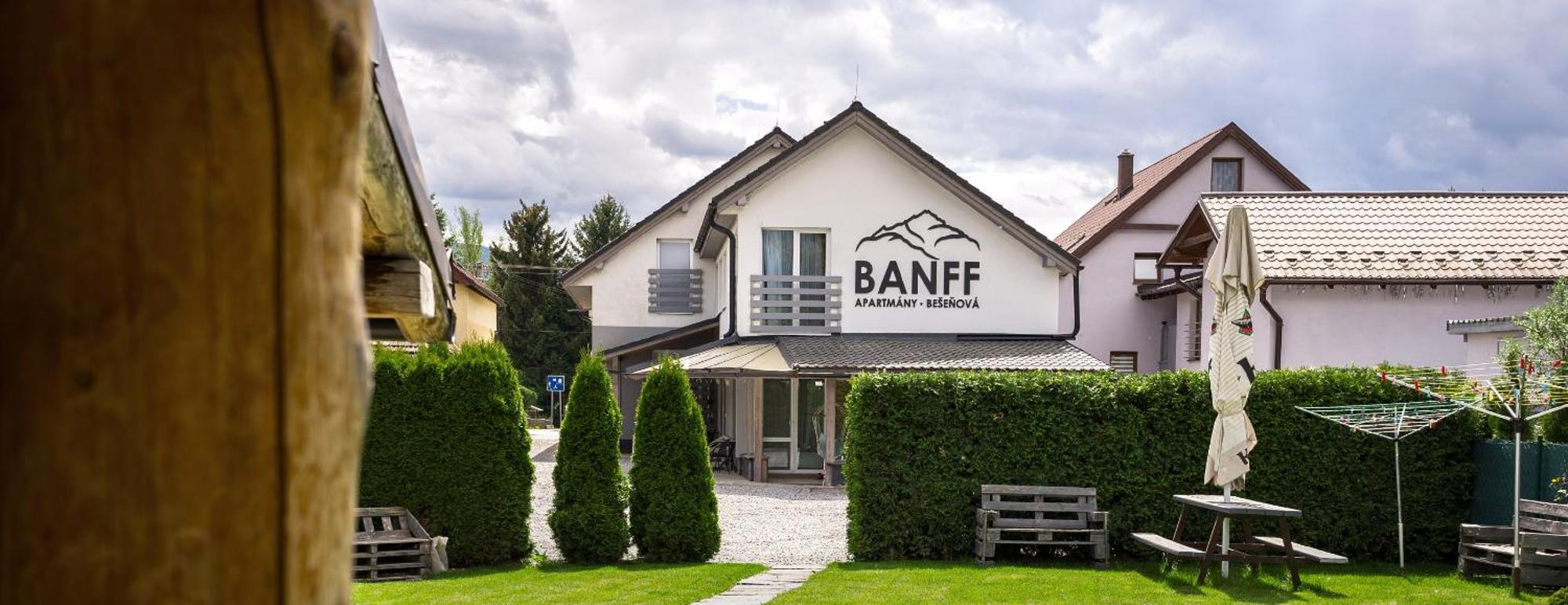 Apartmany Banff Besenova Luaran gambar